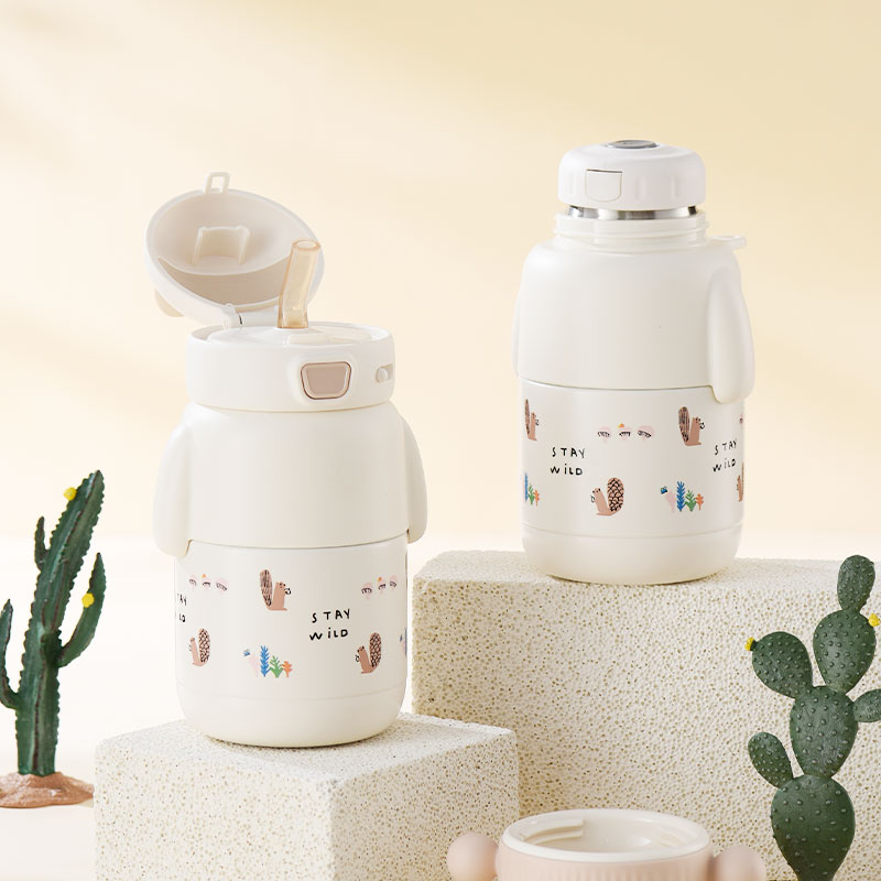 Botella de agua escolar de acero inoxidable sin BPA para niños con dos tapas y paja